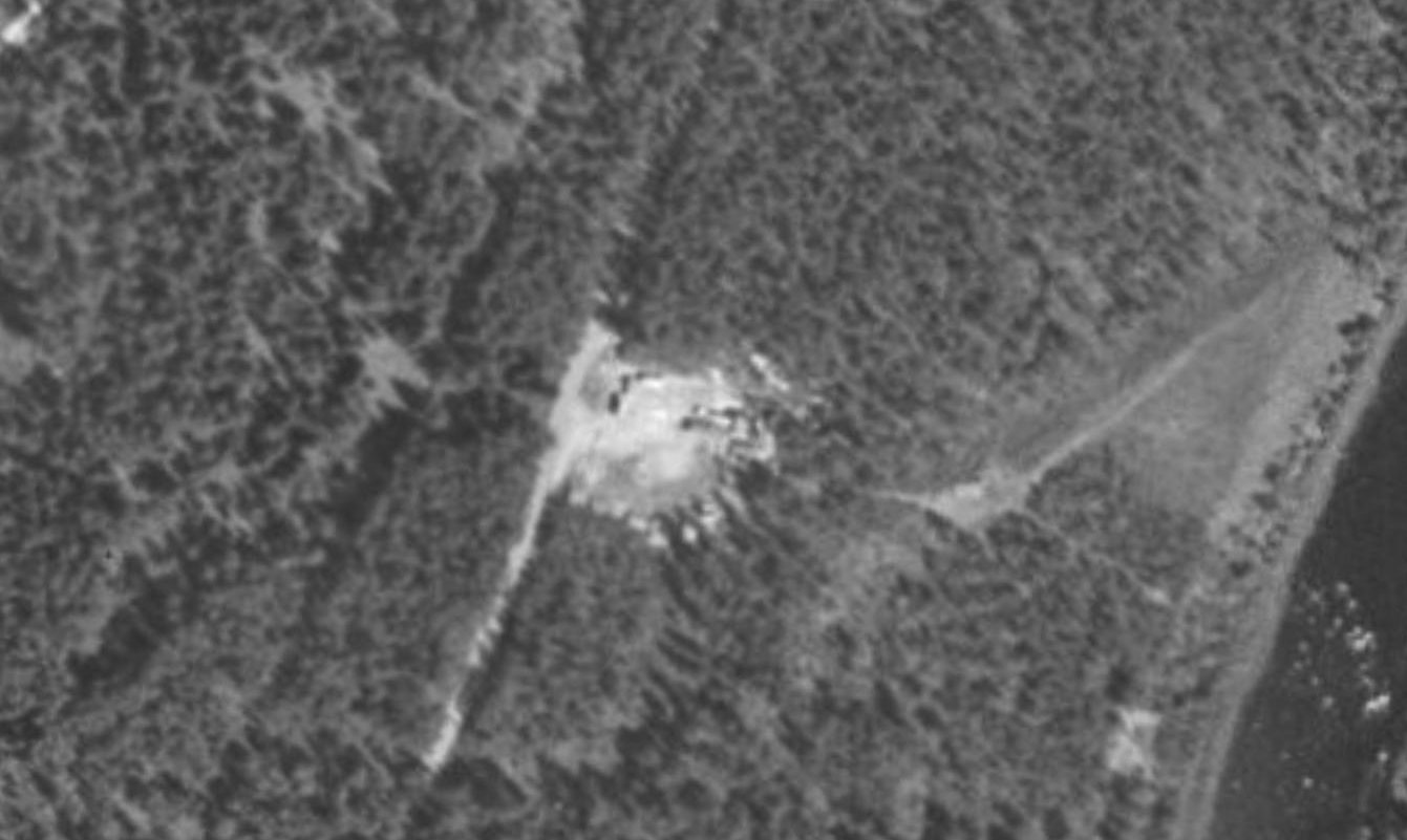 Flyfoto av Tinnoset Sag i 1991